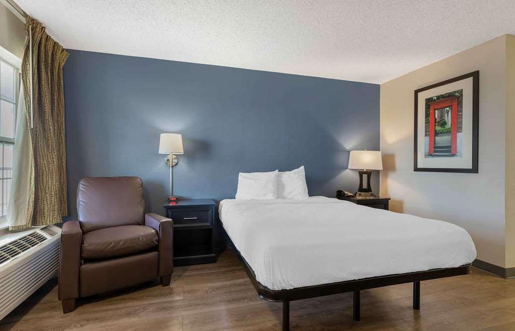 Extended Stay America Suites - Tulsa - Central Room photo
