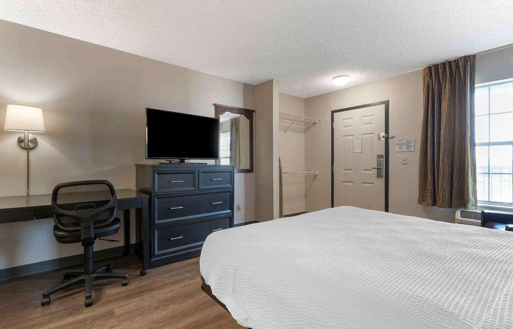 Extended Stay America Suites - Tulsa - Central Room photo